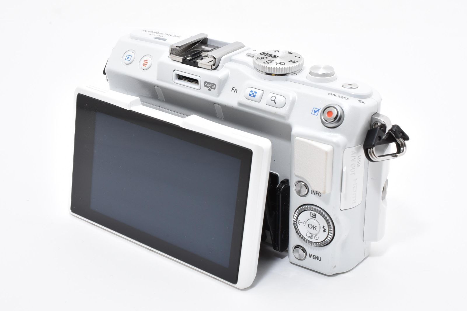 返品保証】☆外観美品☆オリンパス OLYMPUS E-PL6 ボディ 《ショット数