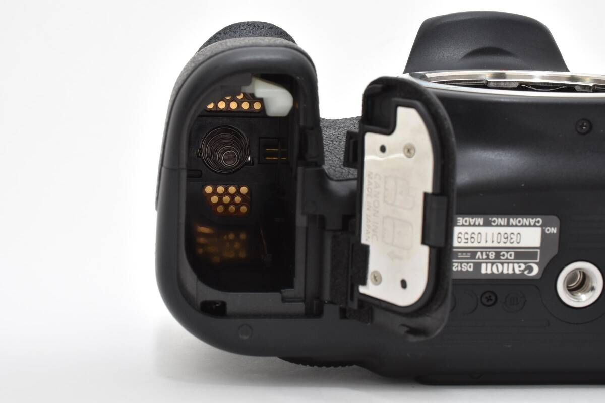 ☆極上品☆《ショット数2,861回！》キヤノン Canon EOS 60D ボディ