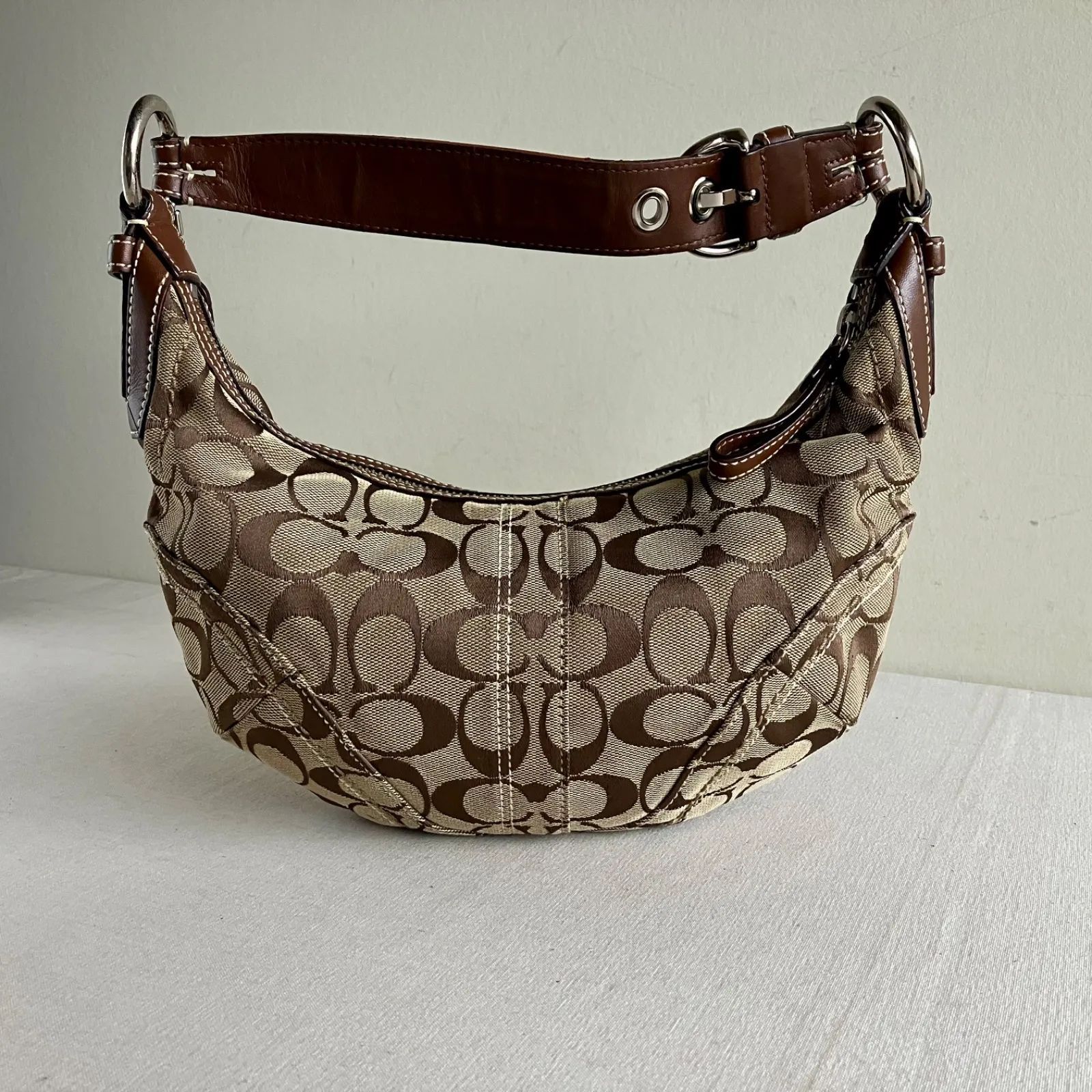 Coach Vintage Soho Hobo Bag Signature Jacquard Baguette Demi Purse