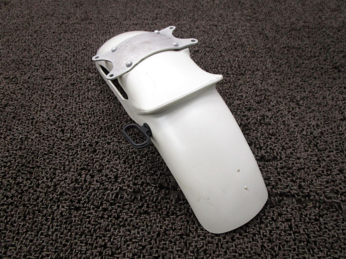 VF400F フロントフェンダー △B3212！NC13 ホンダ 【 NC13E 】 キャブ