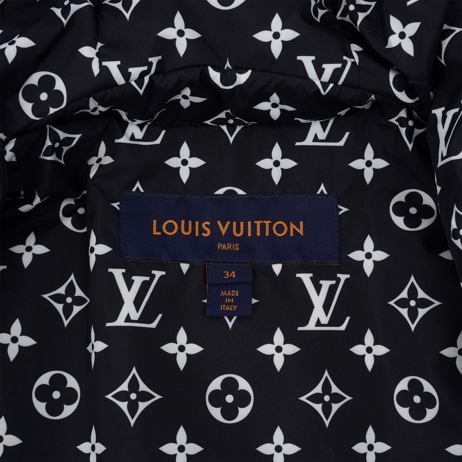 新品同様＋】Louis Vuitton LV モノグラム ダウンジャケット - メルカリ