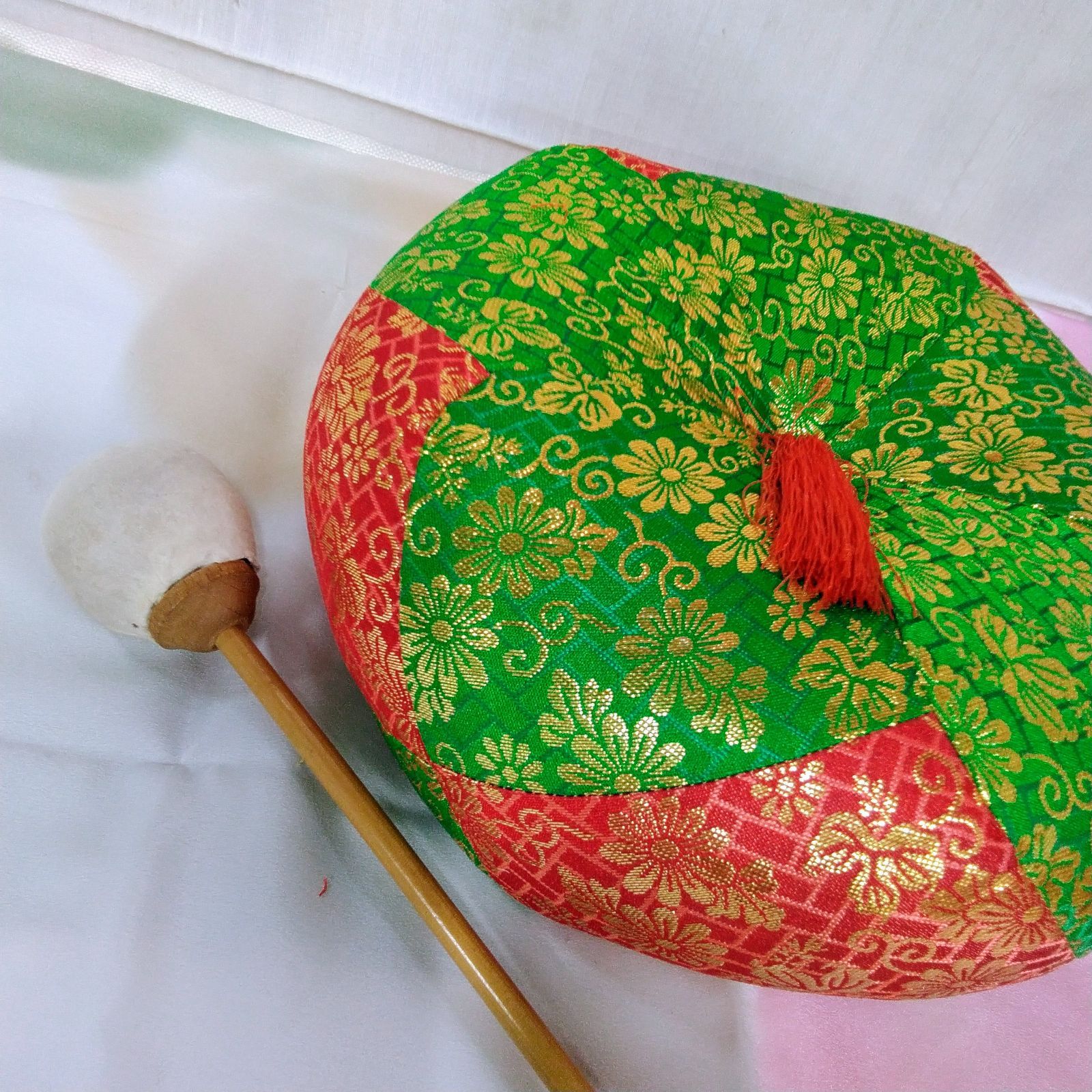 仏具木魚 並彫 音にこだわった木魚です。中低音が深く響きます。中古