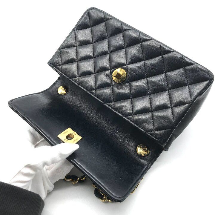 美品 CHANEL シャネル ココマーク ミニ マトラッセ ターンロック