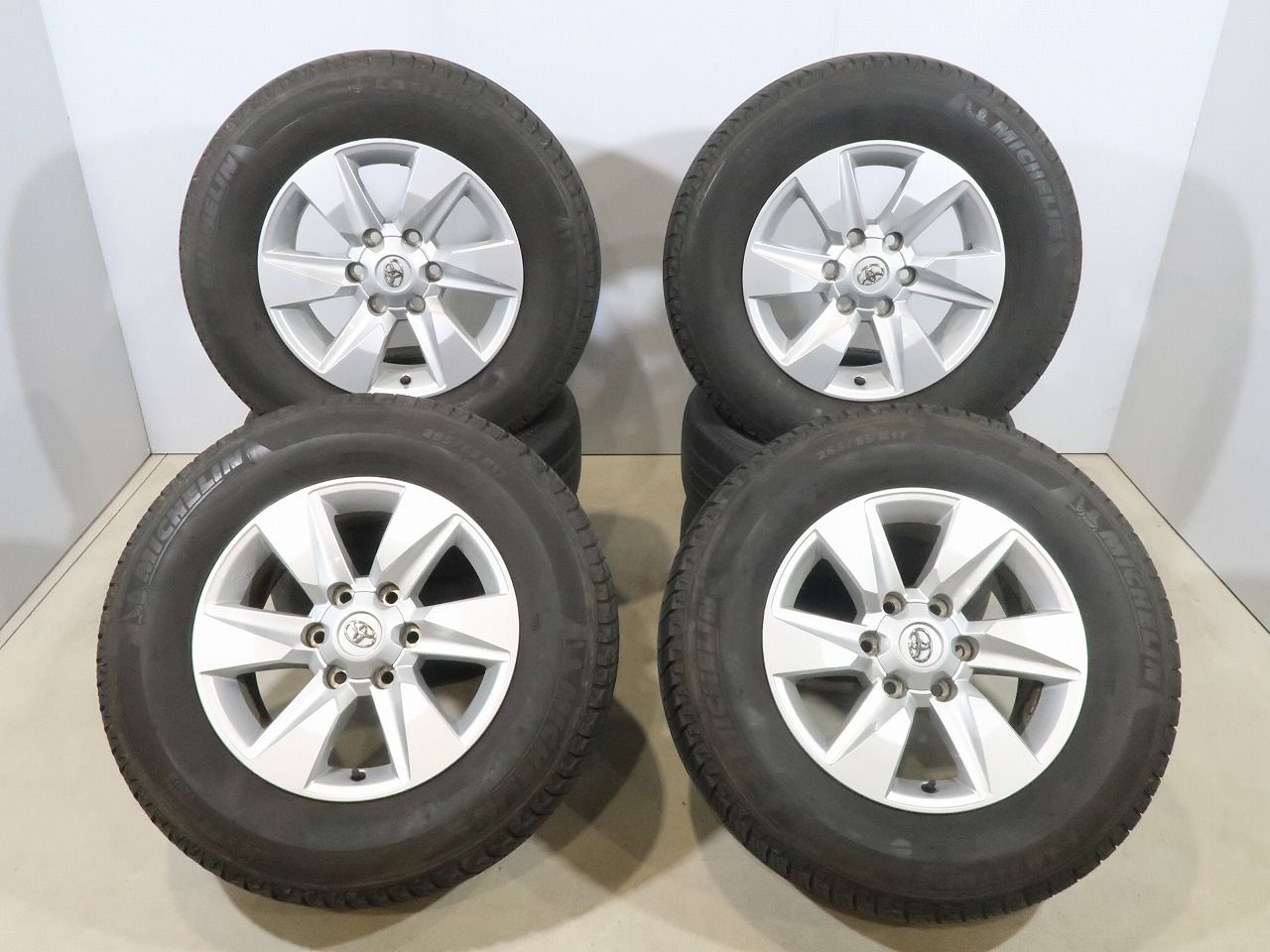 ランクル プラド ミシュラン 中古美品 17インチ