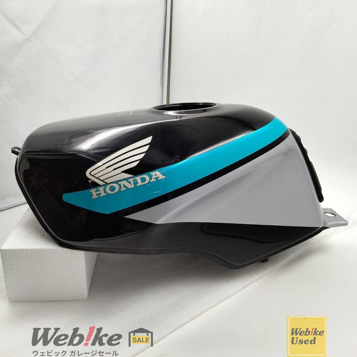 ホンダ純正中古パーツ CBR400RR ガソリンタンク 17520-MV4-000ZC