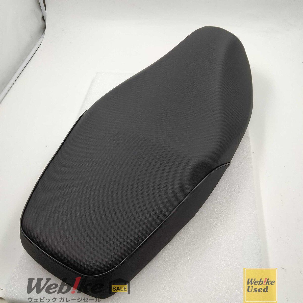 ホンダ純正中古パーツ リード125 シート 77200-K12-900ZB RXBI26116