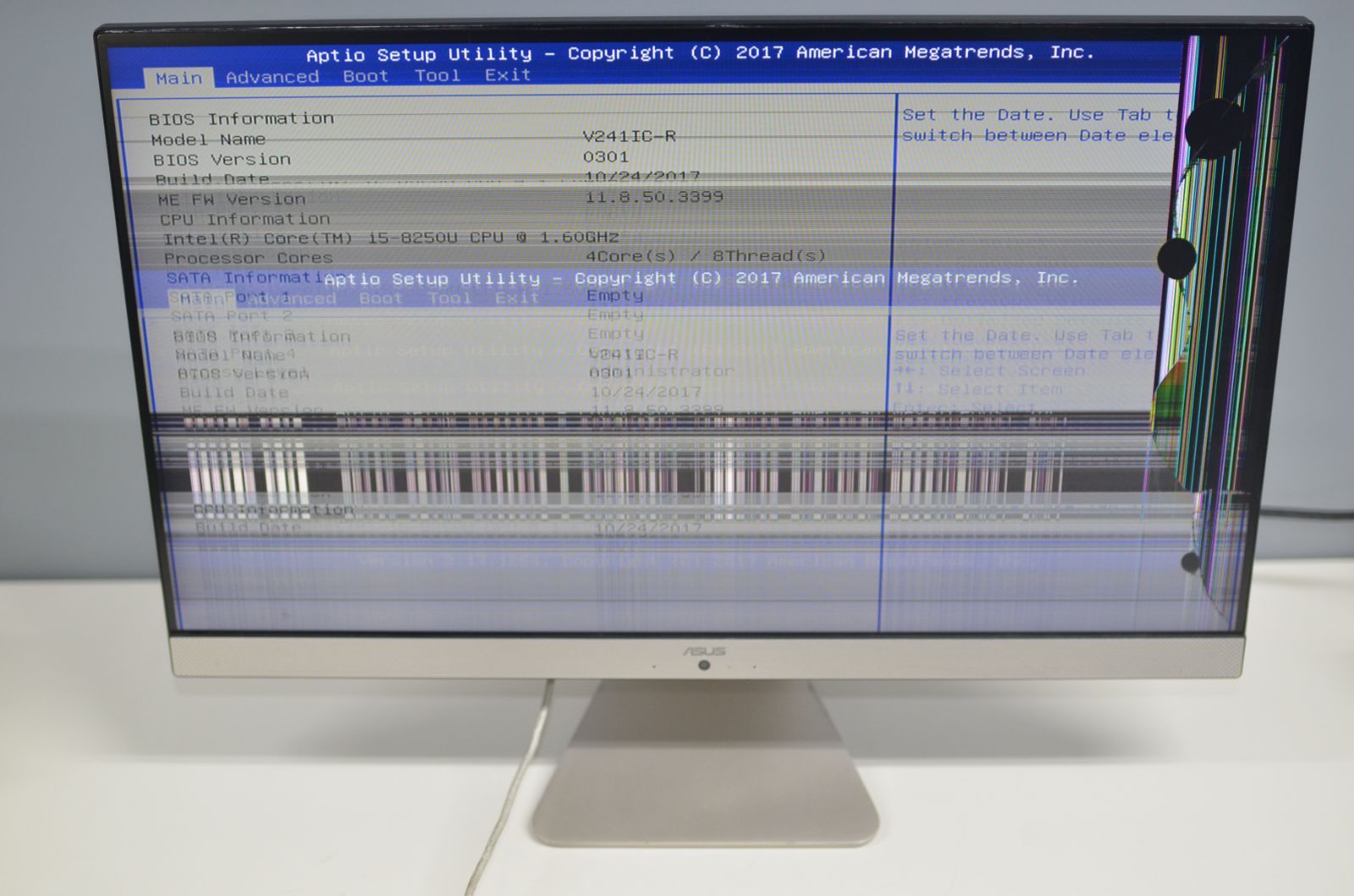 ジャンク品一体型パソコン ASUS V241IC core i5-8250U 23.8インチ 液晶