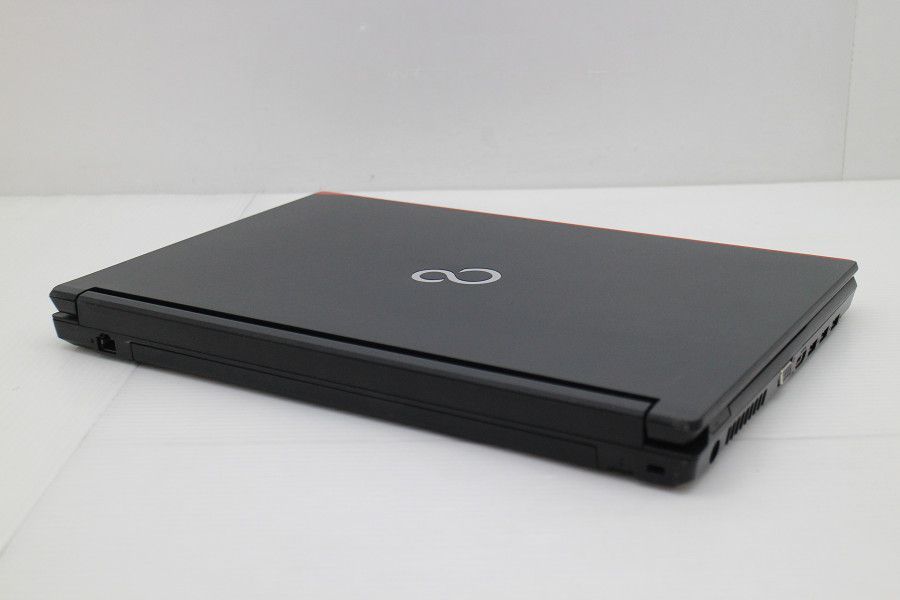 富士通 LIFEBOOK A748/TX Core i3 8130U 2.2GHz/8GB/256GB(SSD)/Multi