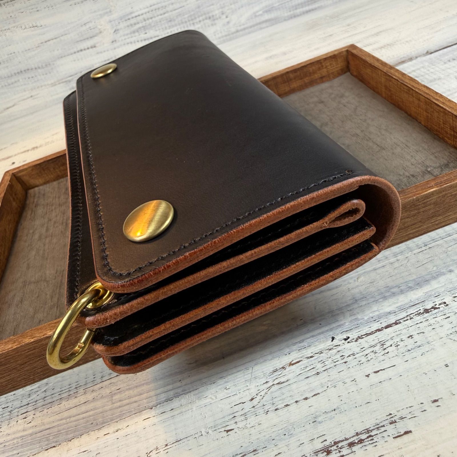 トラッカーウォレット ロング 3層】 ブラック 茶芯 ゴールド YKK