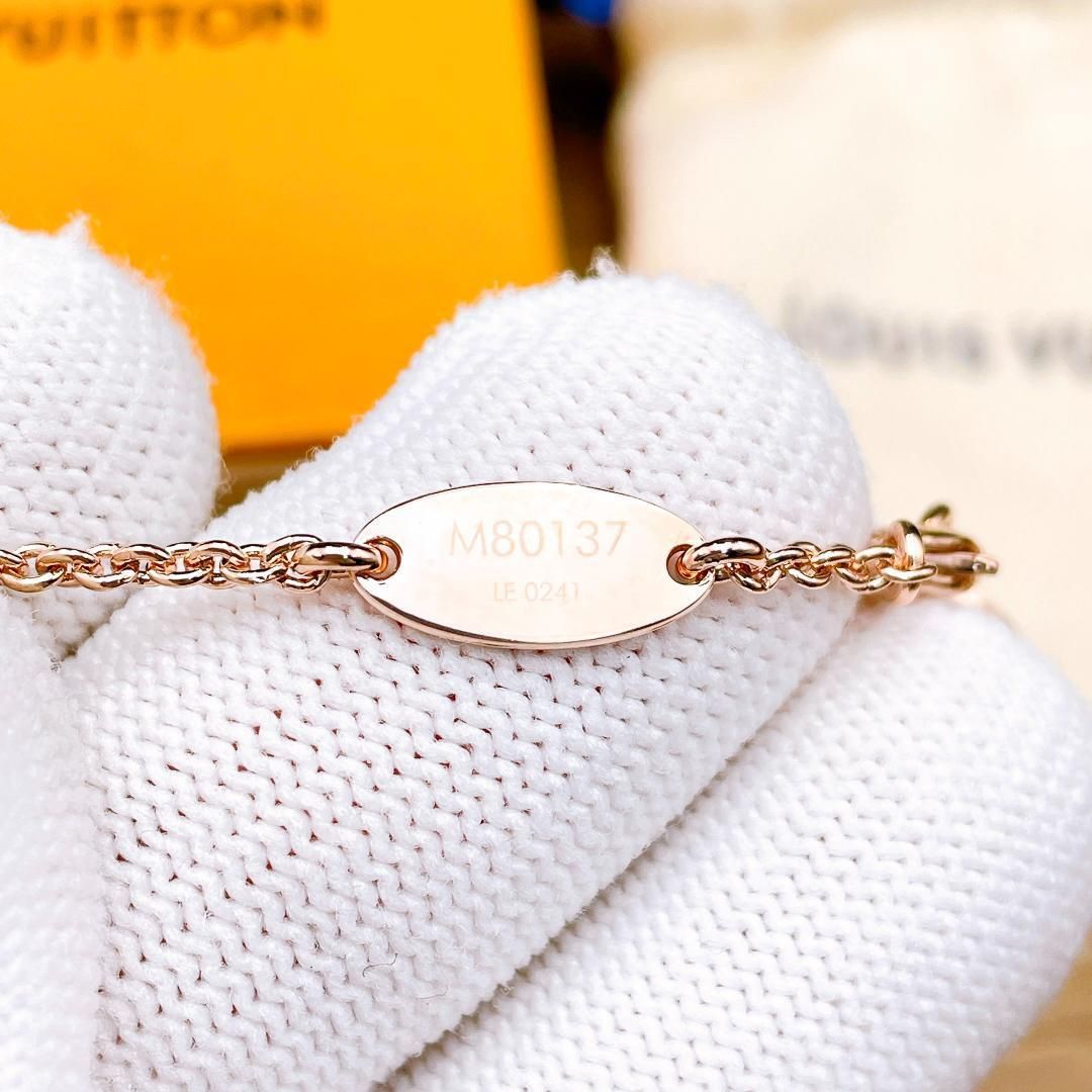 ◇ルイヴィトン◇新品仕上済 LOUIS VUITTON M80137 エセンシャルV