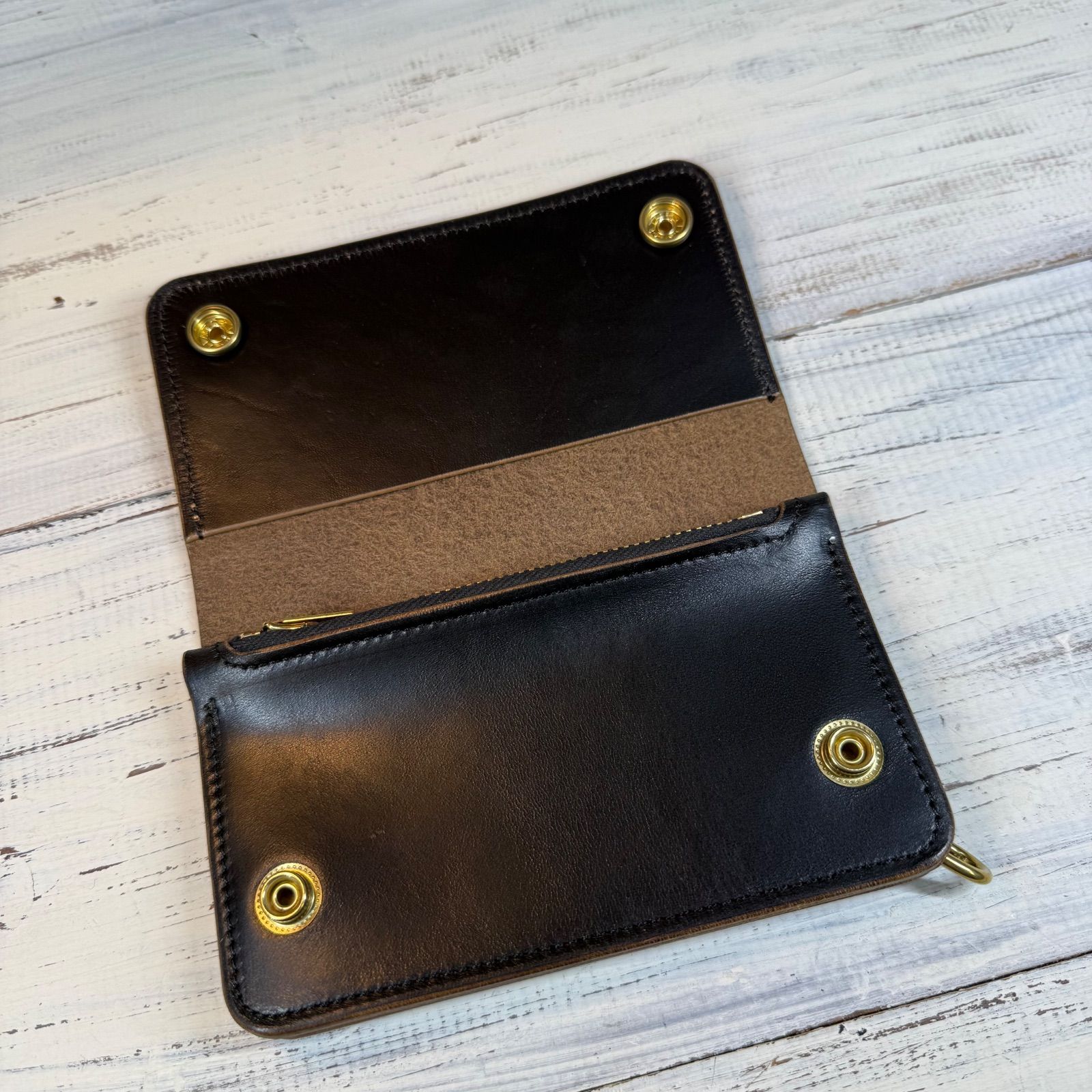 トラッカーウォレット ミドル 2層】ホースバット ゴールド universal