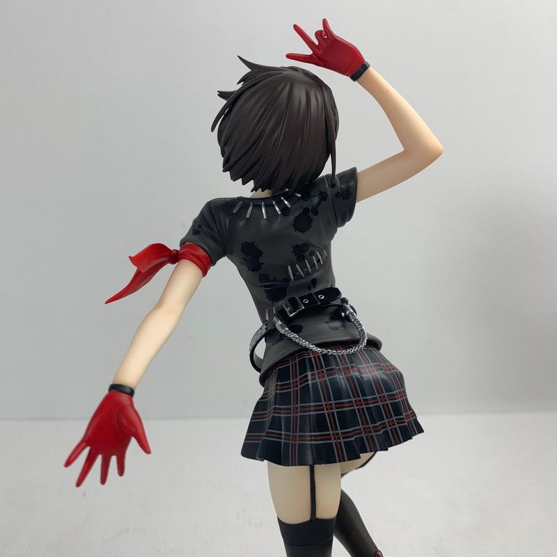 中古品】 ペルソナ5 ダンシング・スターナイト 新島真 1 7スケール