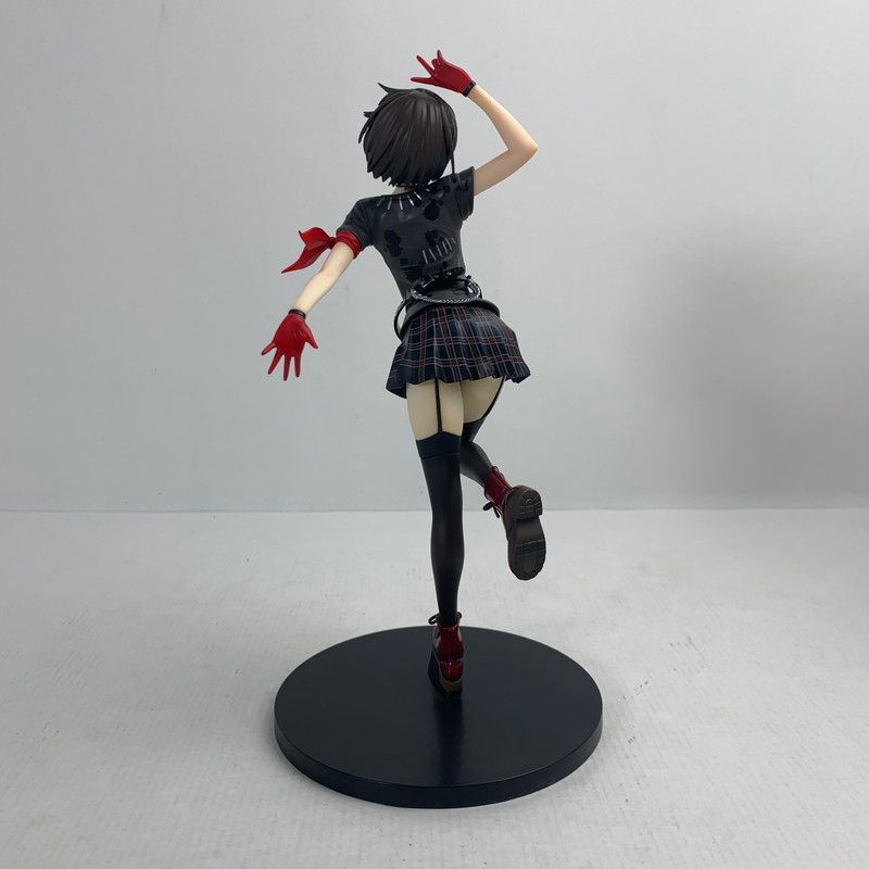 中古品】 ペルソナ5 ダンシング・スターナイト 新島真 1 7スケール