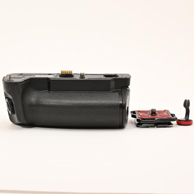 良品＞ OLYMPUS HLD-9 バッテリーホルダー｜クイックリリースプレート