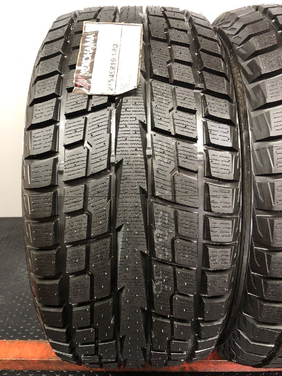 【新品】YOKOHAMA GEOLANDAR i/T-S G073 275/45R19 108Q 19インチ スタッドレス 2本 22年製 ベントレー/フライングスパー等　(STP076)