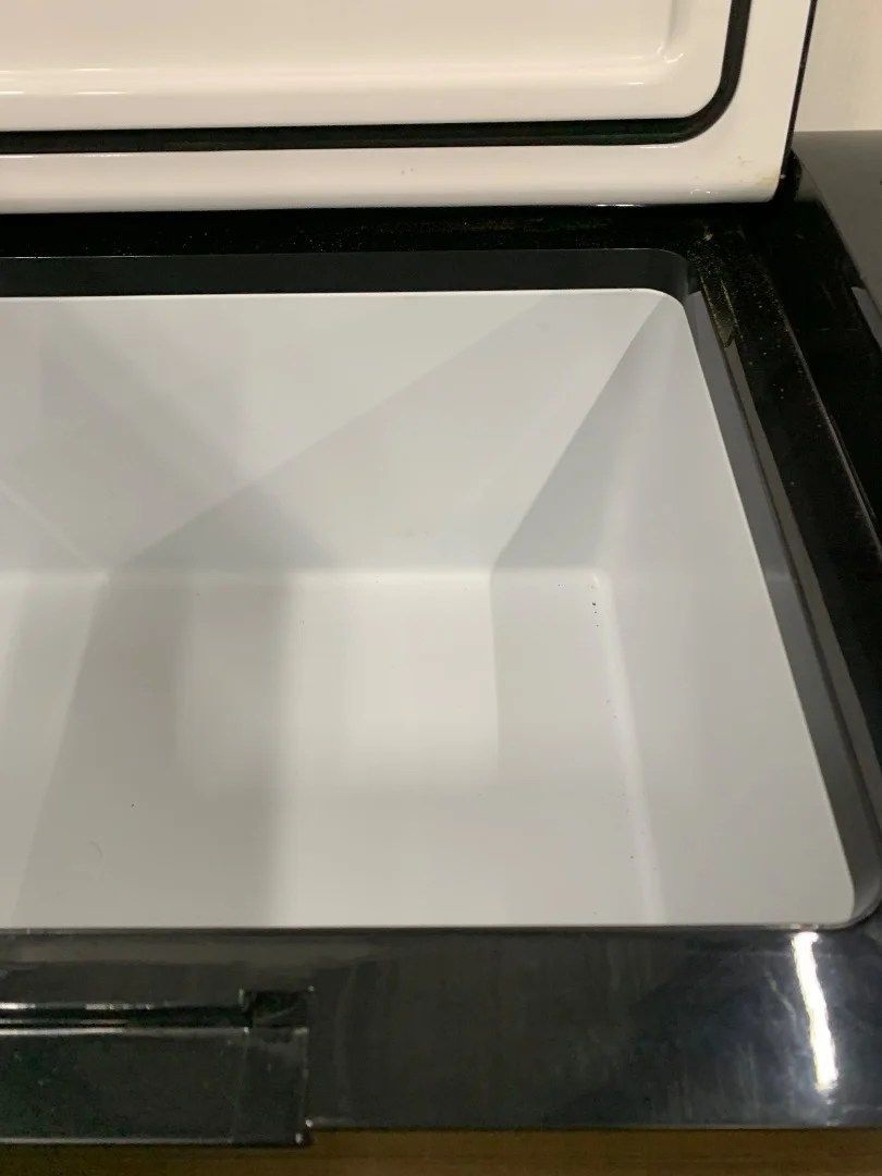 VERSOS FCR-A01 車載対応 ポータブル冷凍庫 15L ベルソス - メルカリ