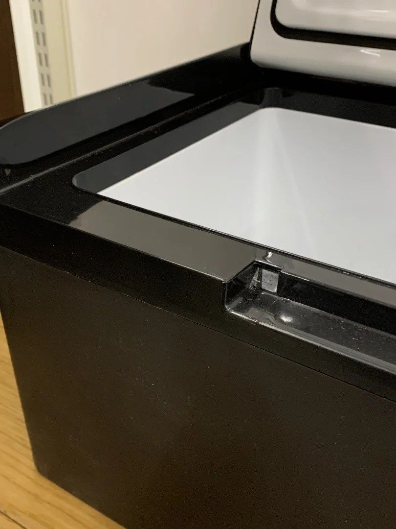 VERSOS FCR-A01 車載対応 ポータブル冷凍庫 15L ベルソス - メルカリ