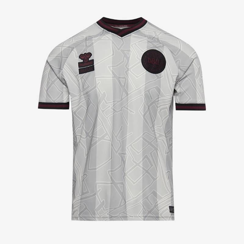 デンマーク 代表 hummel ヒュンメル トラックトップ ジャケット