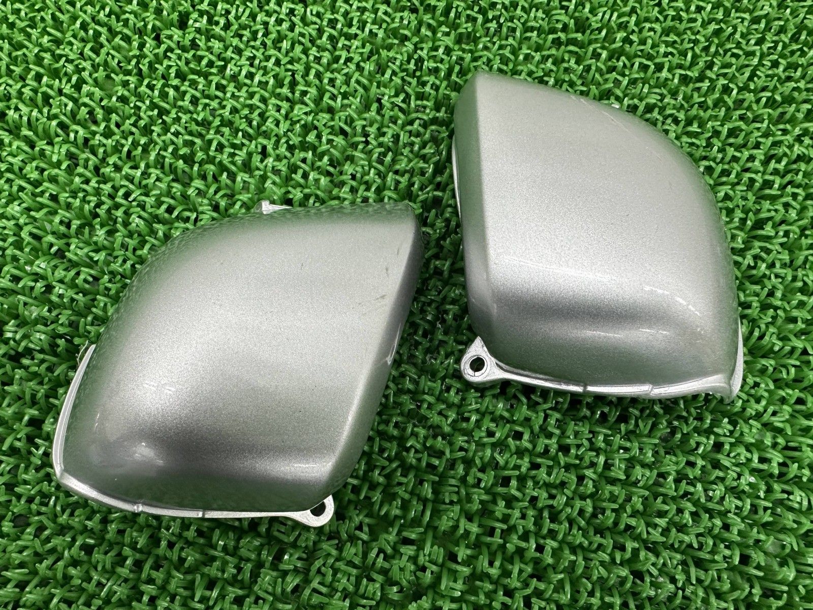 CB400SF エアクリーナーカバー 左右 MCE ホンダ 純正 中古 NC39 エア