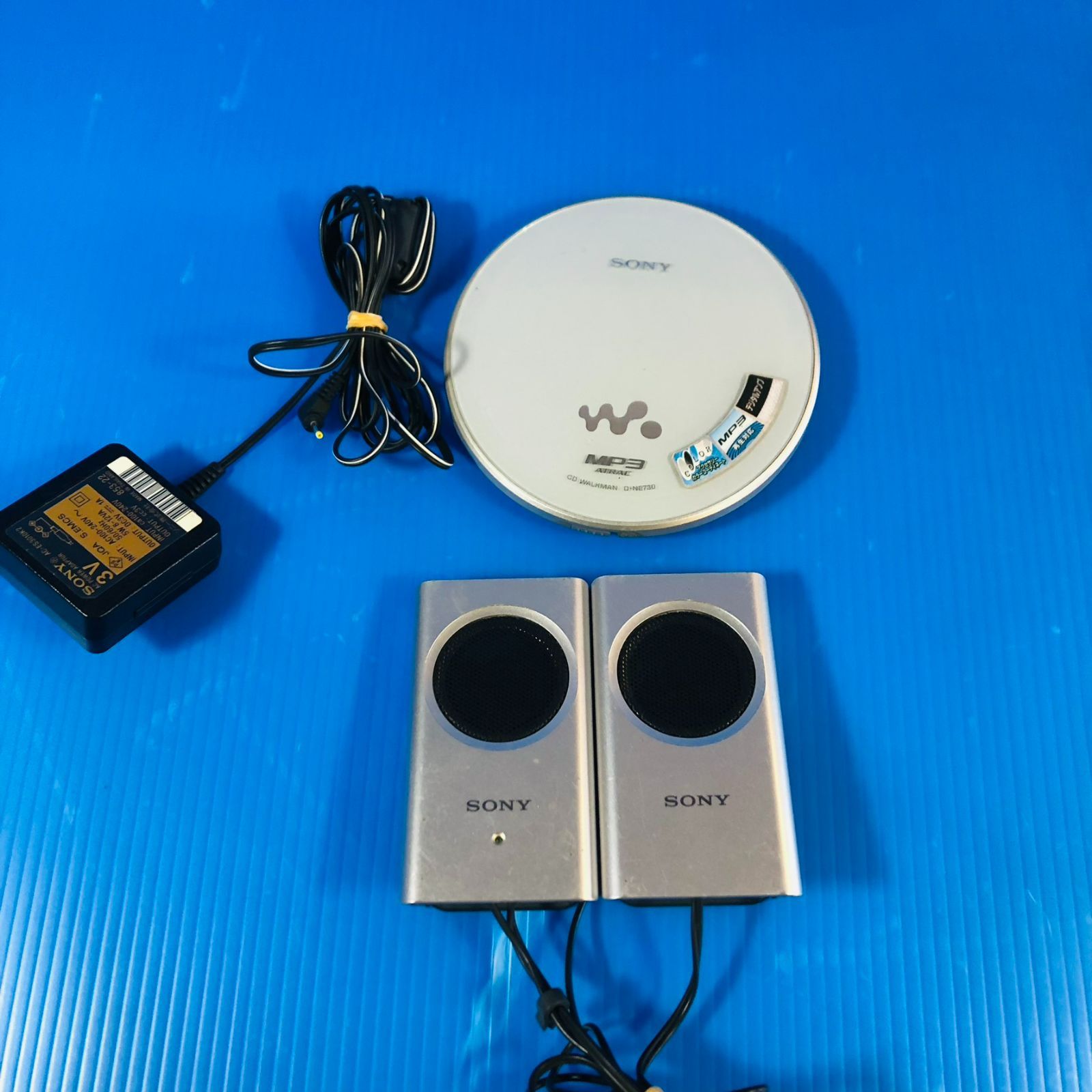 SONY D-NE730 ポータブルCDプレーヤー+スピーカー - メルカリ