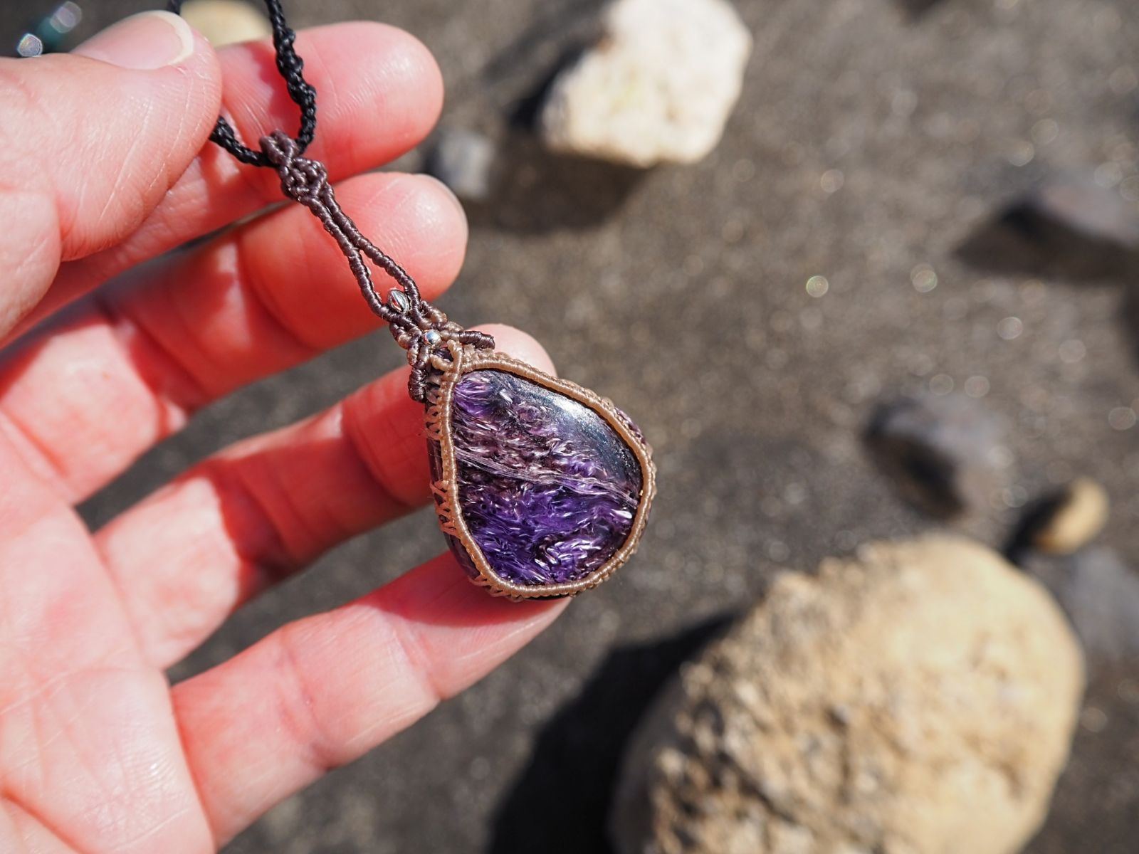 天然石 マクラメ ネックレス チャロアイト - メルカリ