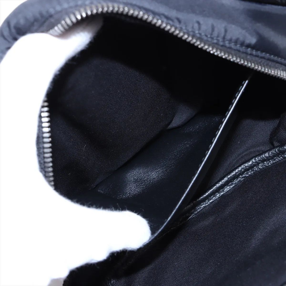 未使用 ブルガリ × フラグメント レザー ナイロン 2WAY ボディバッグ 