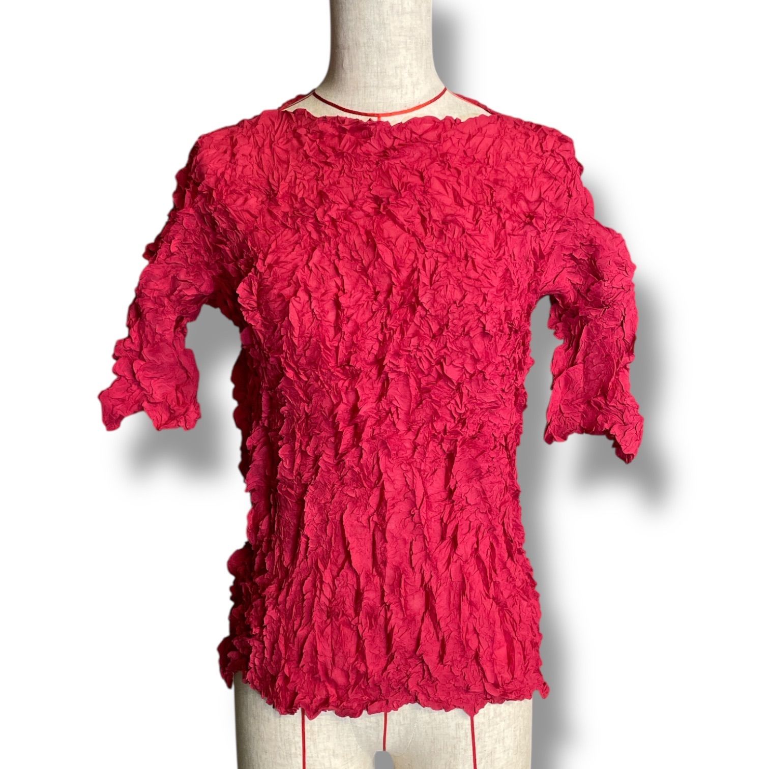 ISSEY MIYAKE イッセイミヤケ 3Dプリーツ半袖 トップス ストレッチ