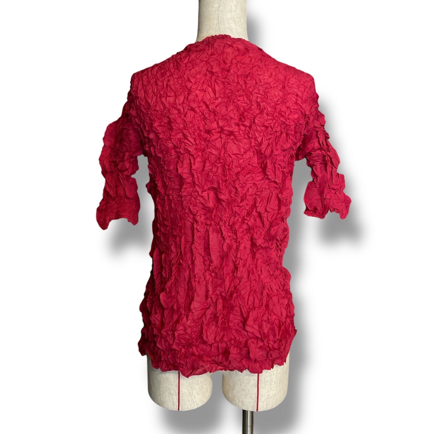 ISSEY MIYAKE イッセイミヤケ 3Dプリーツ半袖 トップス ストレッチ