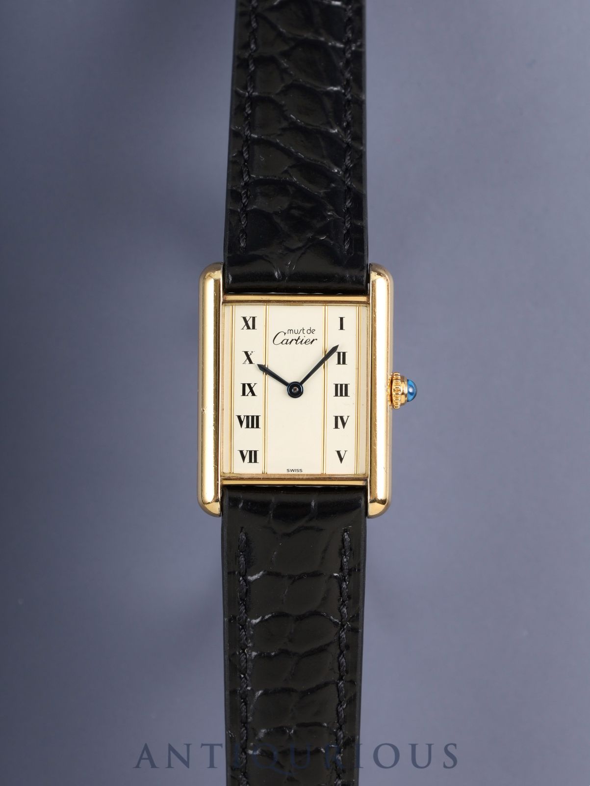 ストレートローマン文字盤 SWISS表記