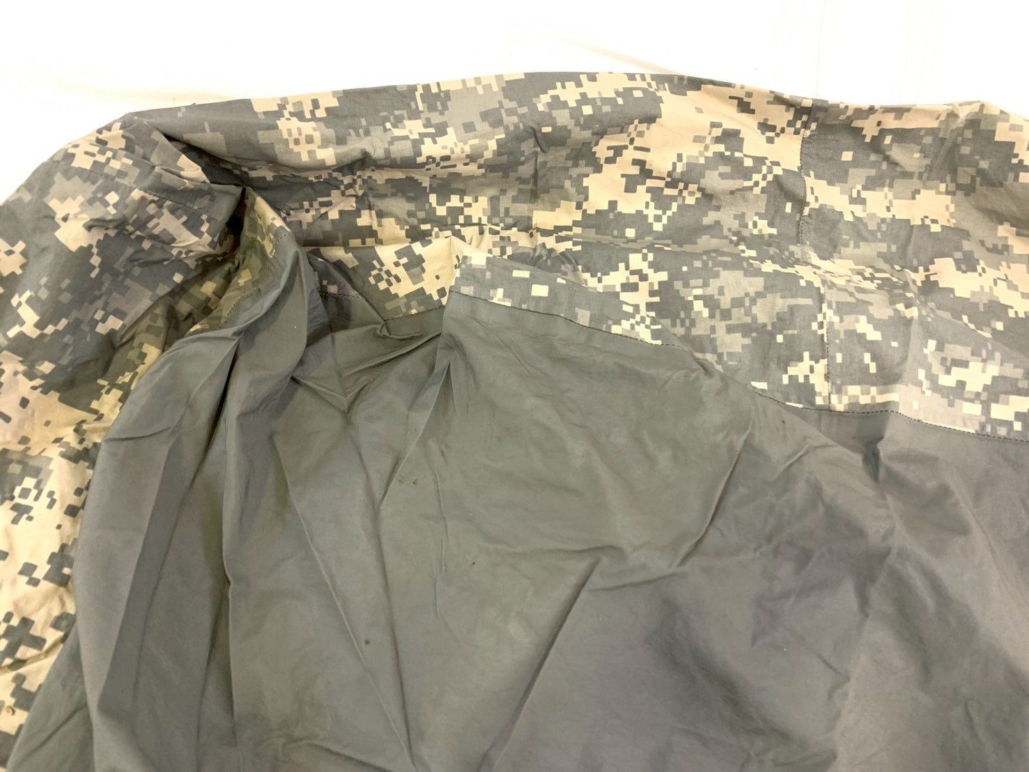 米軍放出品】寝袋カバー シュラフカバー ビビーカバー デジタル迷彩