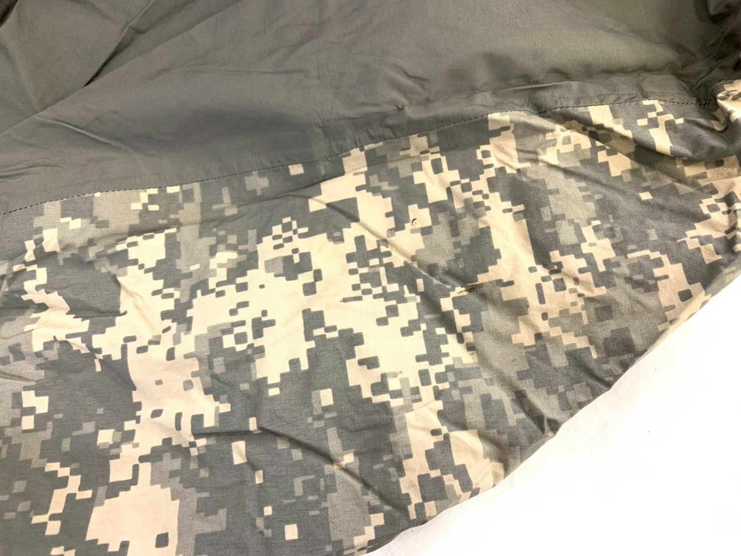 米軍放出品】寝袋カバー シュラフカバー ビビーカバー デジタル迷彩
