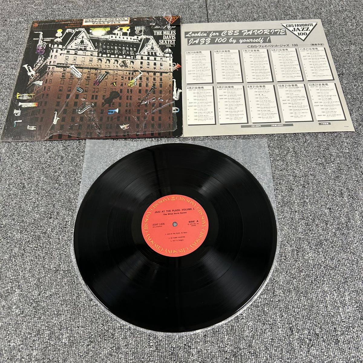 LP The Miles Davis Sextet - Jazz At The Plaza Vol. 1 20AP 1406