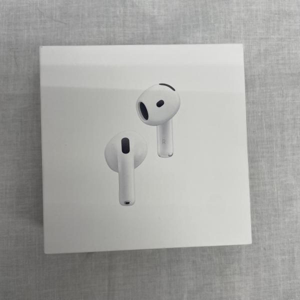 中古】AirPods 4 MXP93J/A [ﾜｲﾔﾚｽ(左右分離) /ﾉｲｽﾞｷｬﾝｾﾘﾝｸﾞ対応
