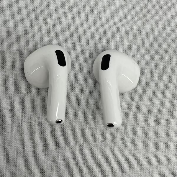 中古】AirPods 4 MXP93J/A [ﾜｲﾔﾚｽ(左右分離) /ﾉｲｽﾞｷｬﾝｾﾘﾝｸﾞ対応
