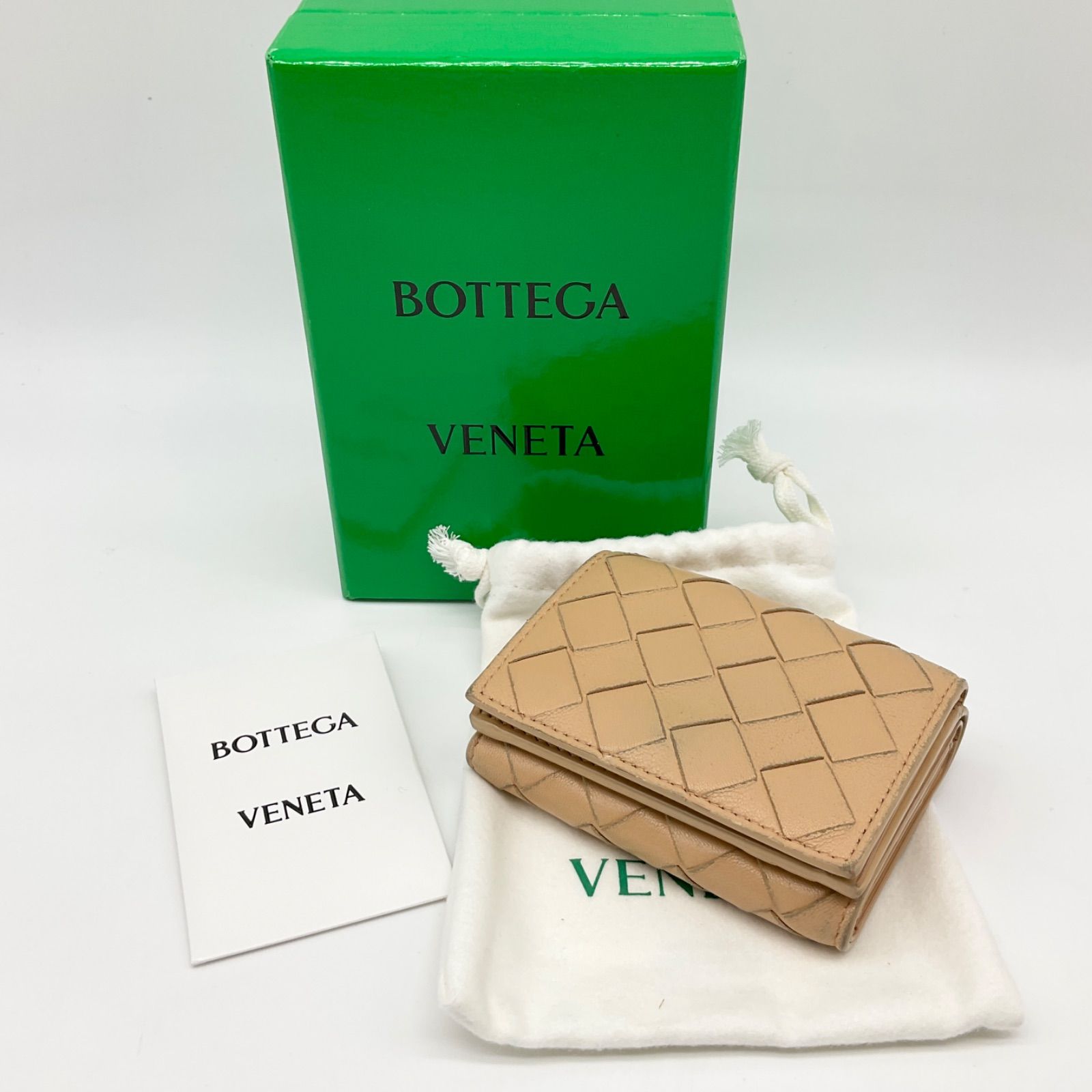 BOTTEGA VENETA ボッテガヴェネタ イントレチャート 三つ折り 