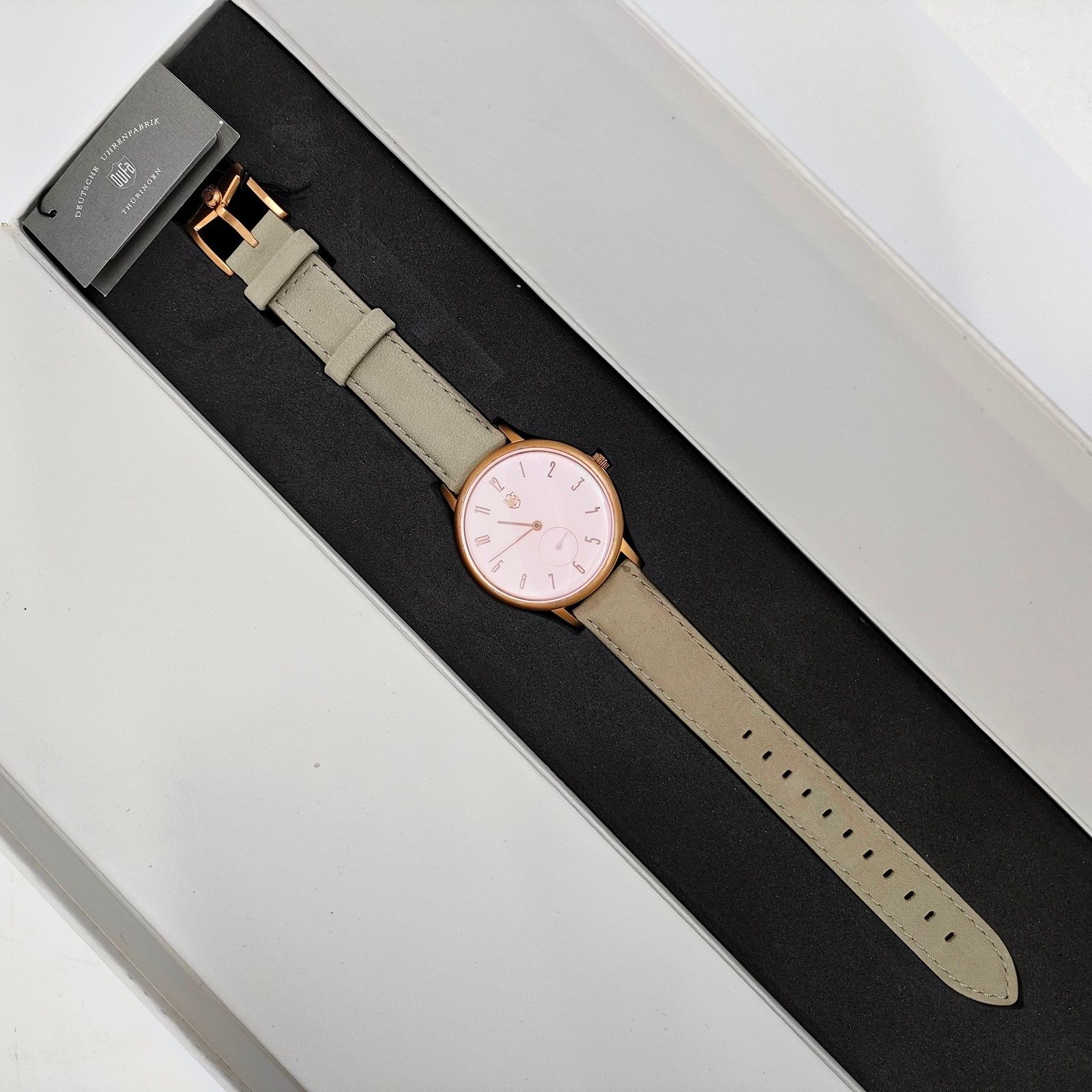 稼働品 DUFA Gropius DF-9001-0W 腕時計 ライトピンク ドイツ製 メンズ 