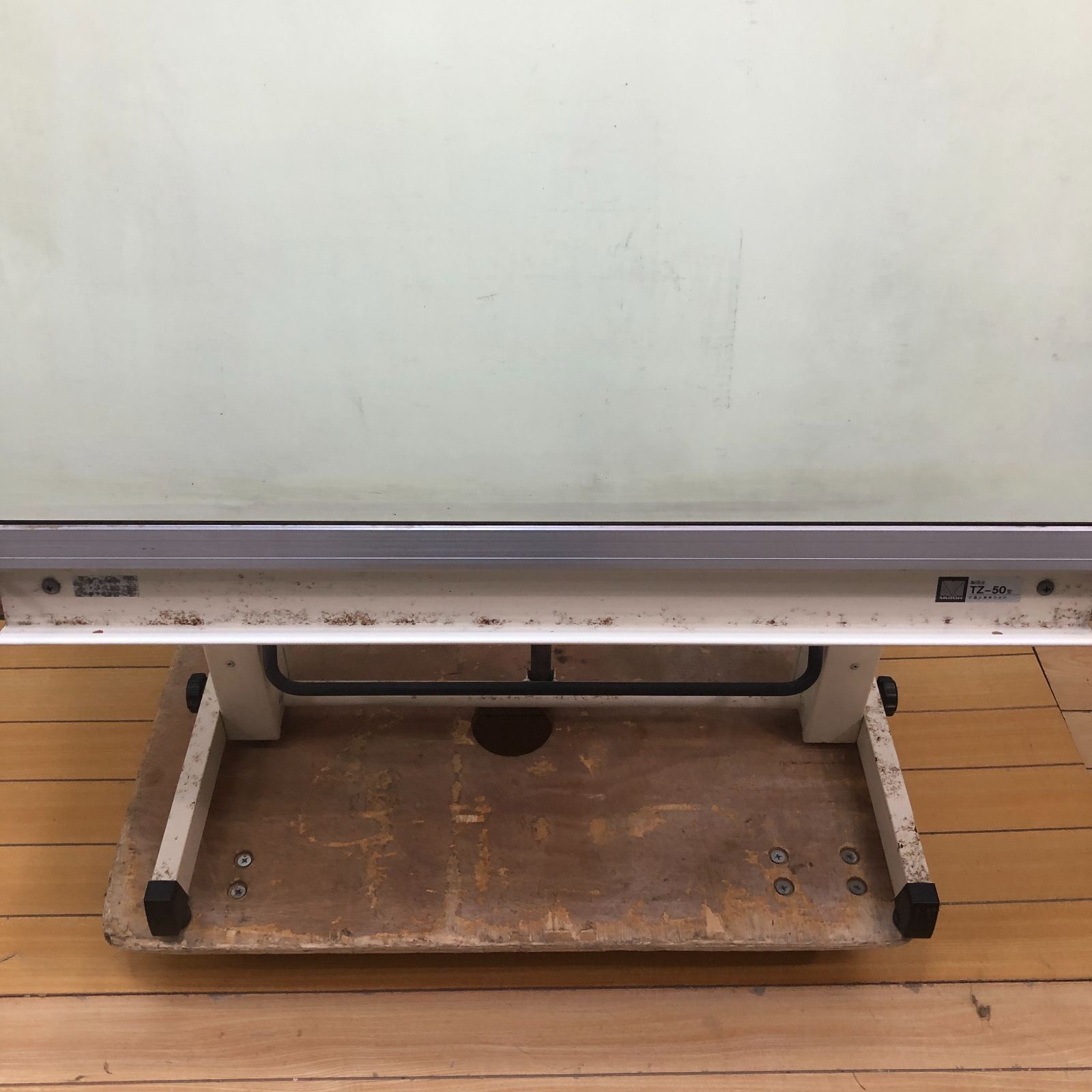 MUTOH 武藤工業 製図板 マグネード 製図台 TZ-50 トラックガイド 昇降