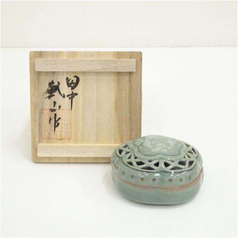 暁泉造 高麗青磁香合（保護箱） 茶道具 茶道 香道 香道具 おしゃれ
