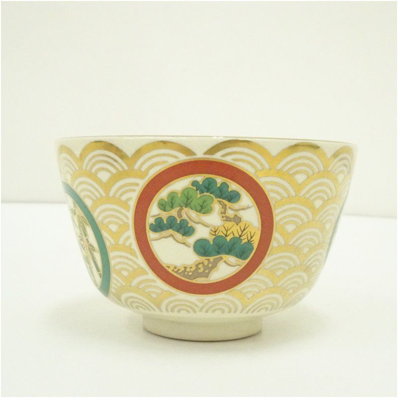 京焼 貴山造 金彩松竹梅茶碗（紙箱） 茶道 抹茶 おしゃれ 抹茶茶碗