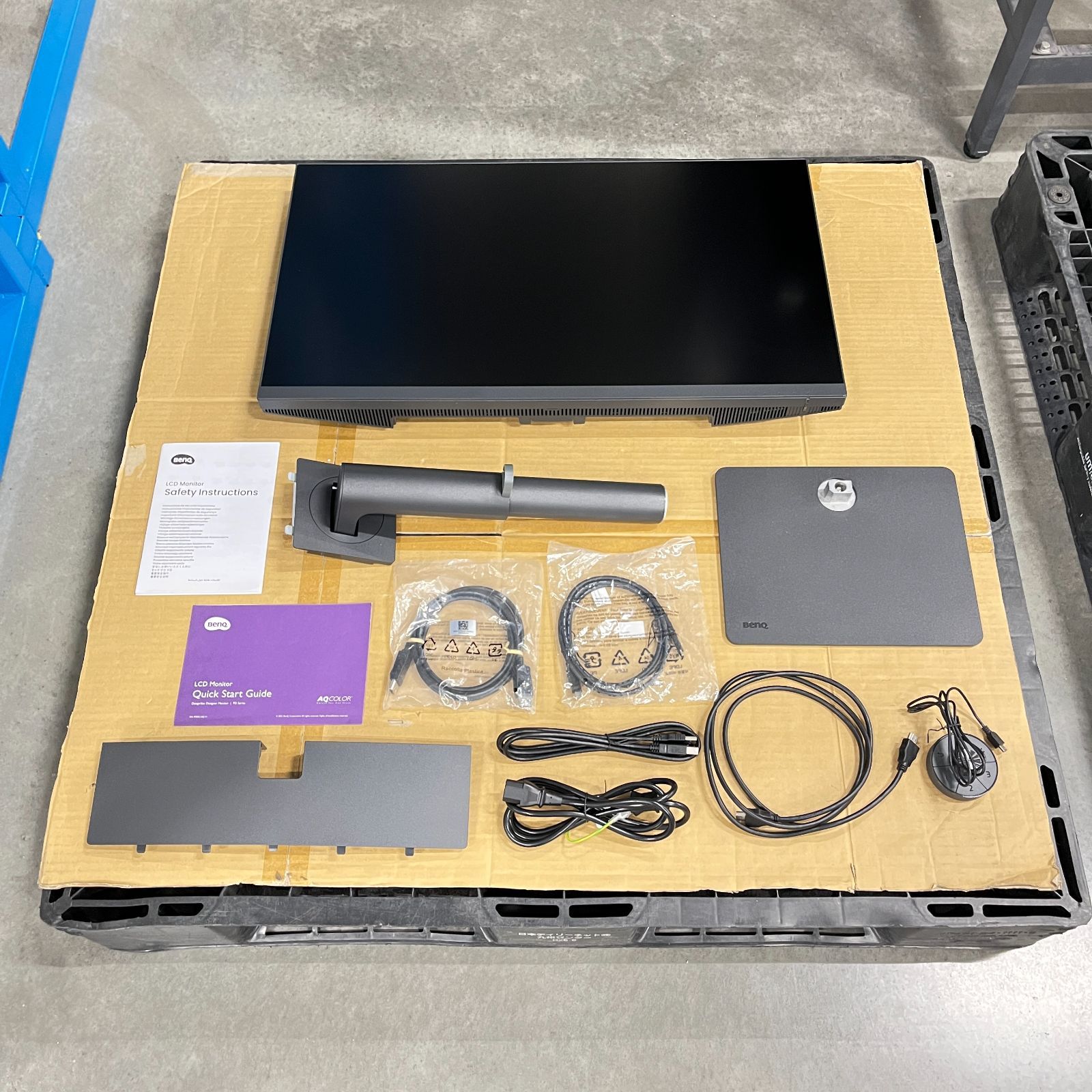 ☆外観良品/一部動作確認済み☆ BenQ PD3205U 液晶モニター PD3205U-T 