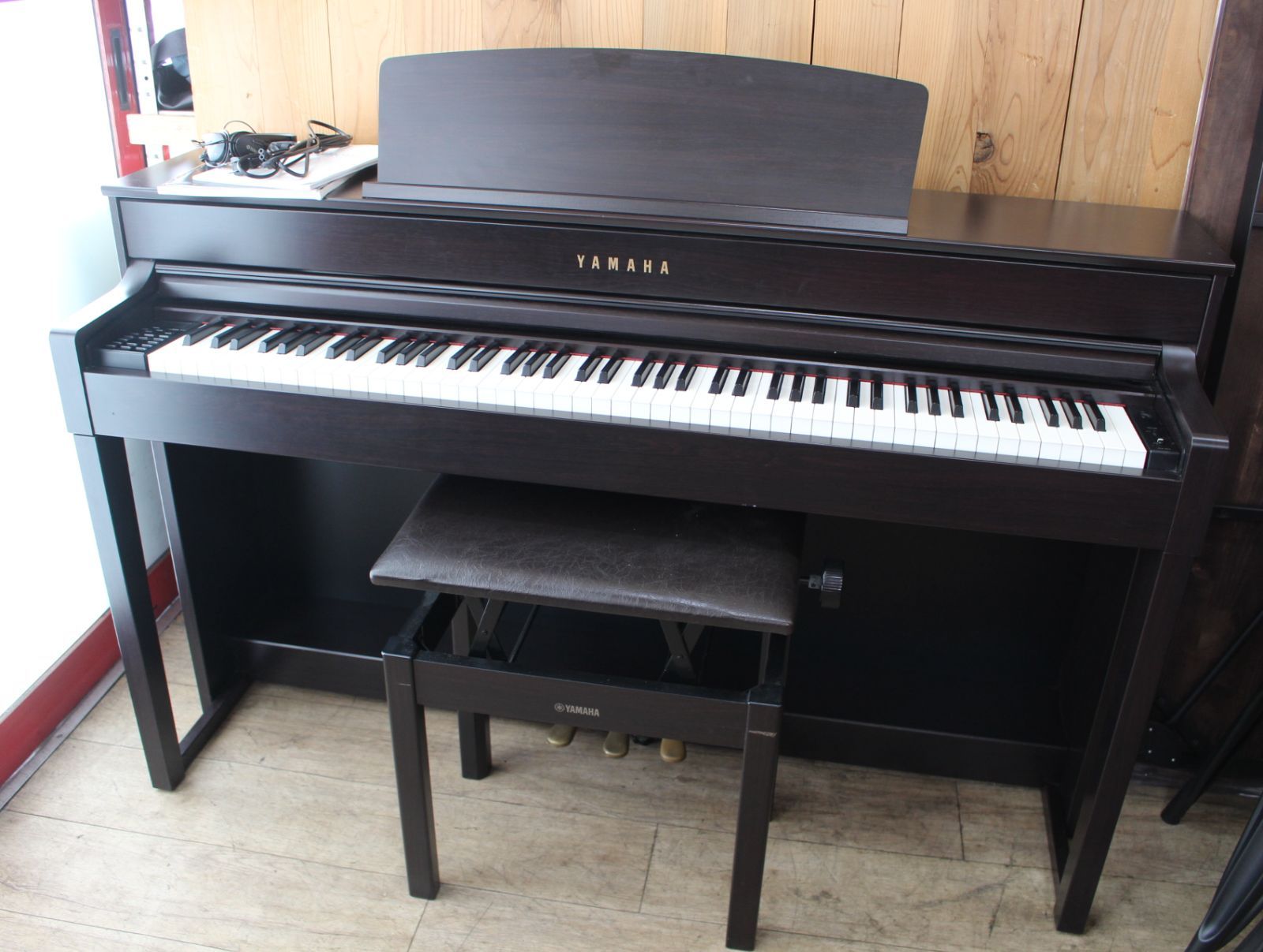 057)【みー様専用】YAMAHA CLP-575R 電子ピアノ Clavinova