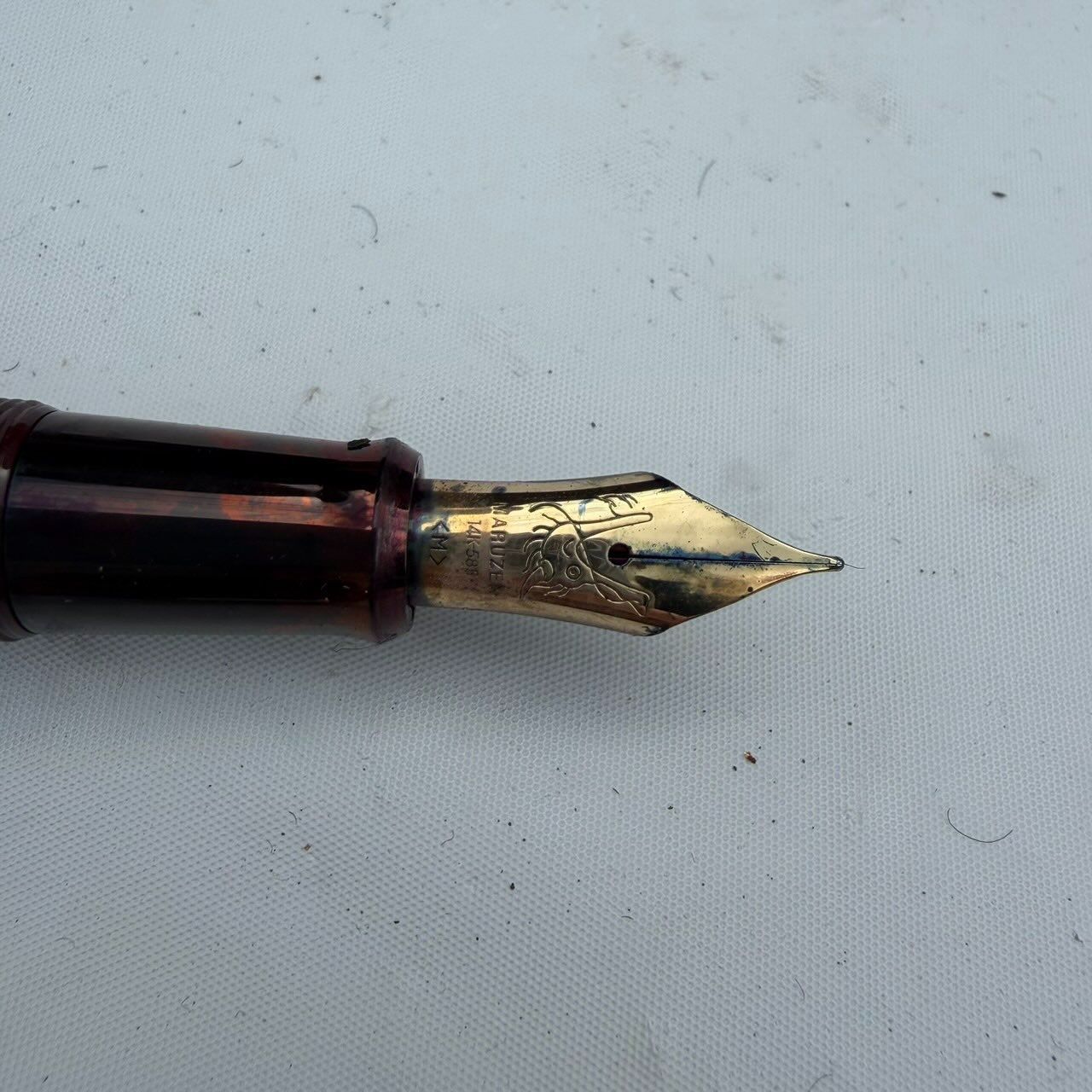 送料込み】丸善 MARUZEN 万年筆 14K M 中字 ボルドー ケース付 限定