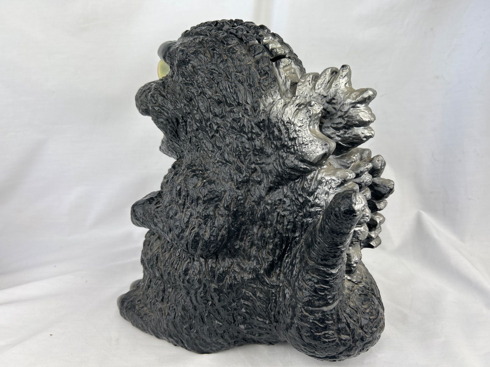 C-5f.ゴジラ 特大貯金箱 東宝映画 1994年 - メルカリ