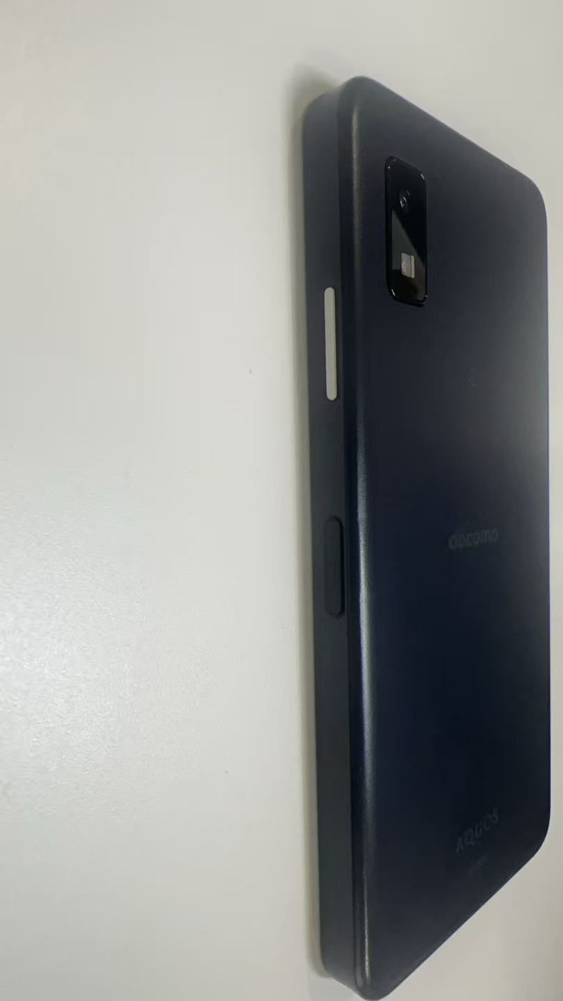 美品 docomo AQUOS wish3 SH-53D ブラック SIMフリー - メルカリ