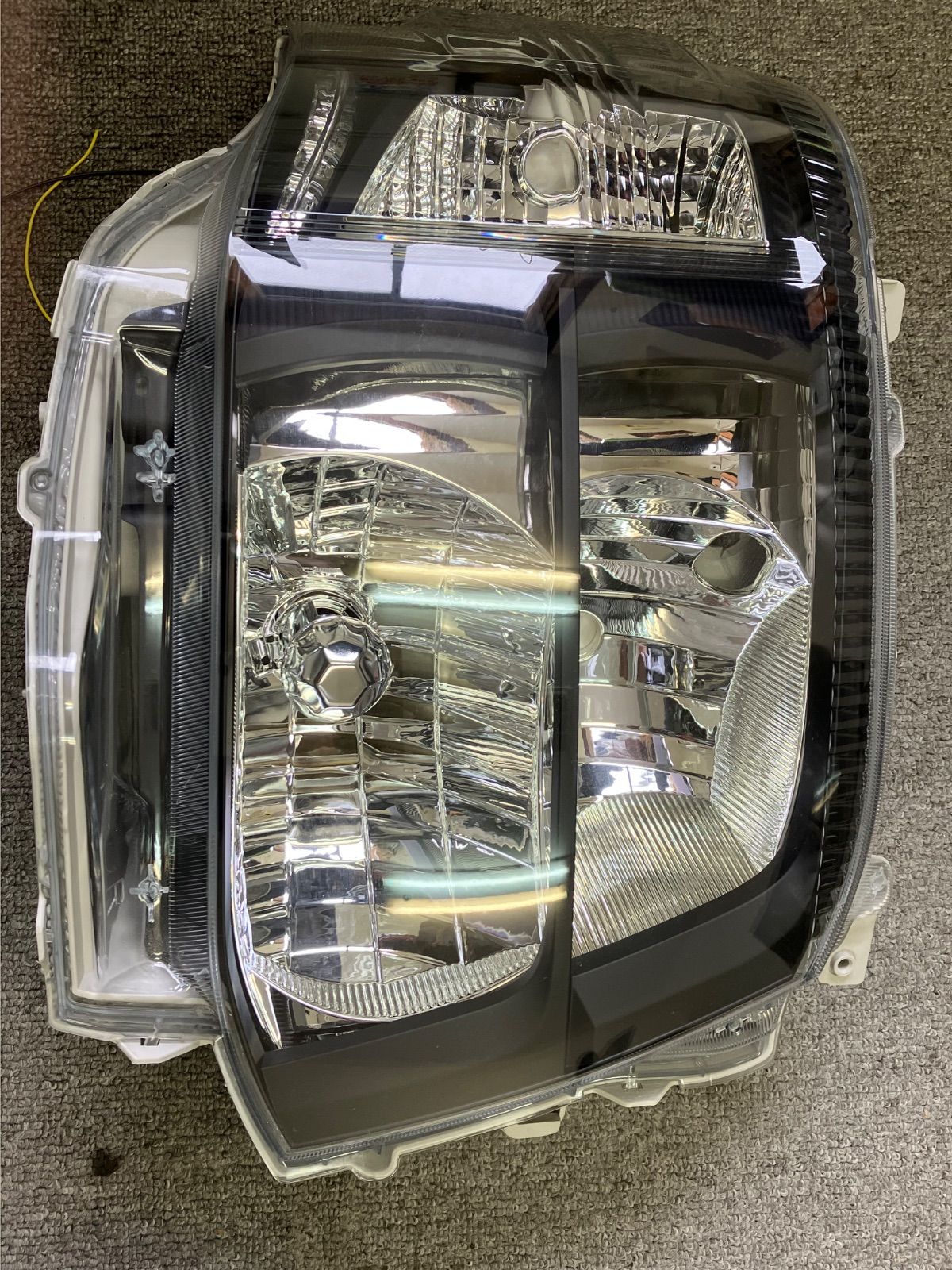 200系ハイエース3型ヘッドライトユニット LEDヘッドライト ユニット
