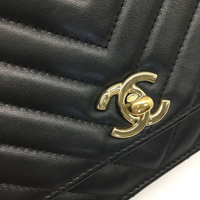 CHANEL【シャネル】Vステッチ チェーンウォレット レザー ブラック