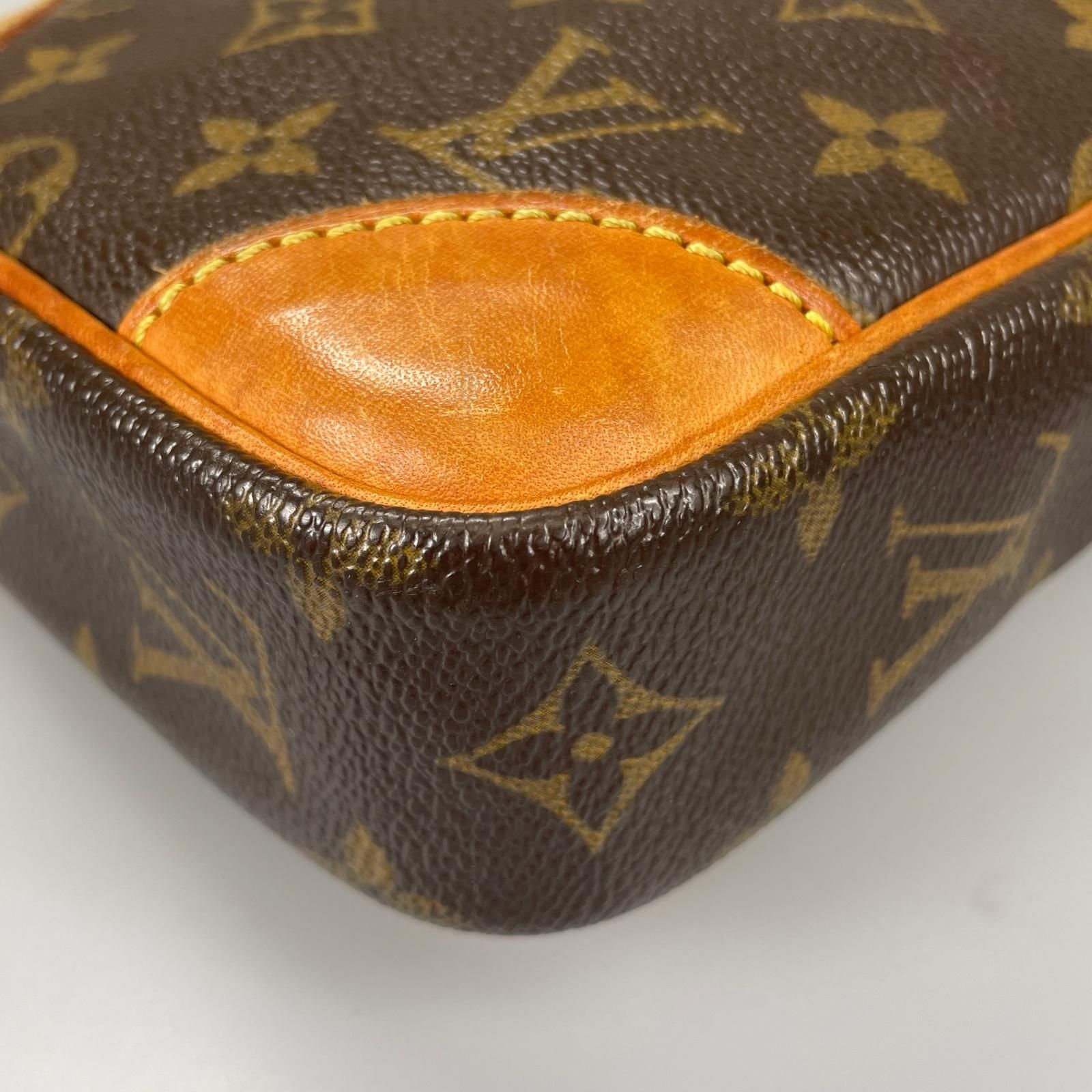 LOUIS VUITTON ルイ・ヴィトン ダヌーブ M45266 ショルダーバッグ
