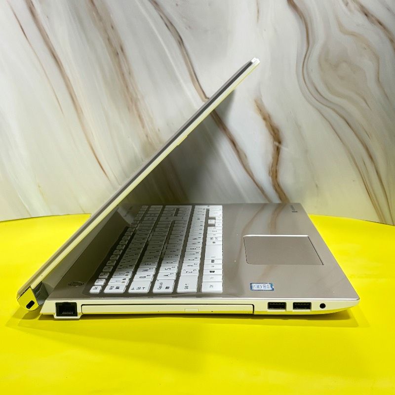 美品✨8世代i3 dynabook SSD搭載 Win11 Office - メルカリ