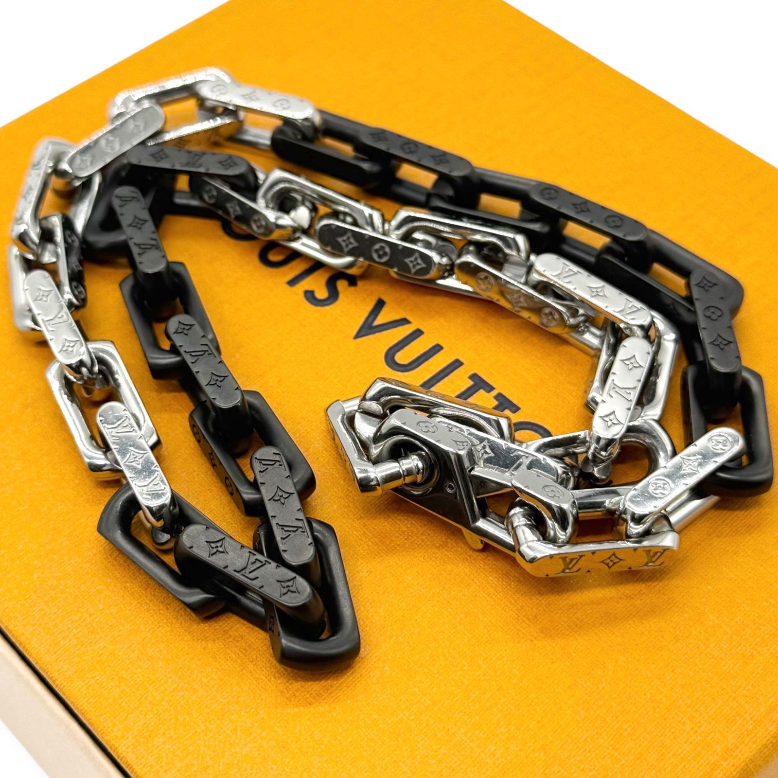 使用わずか LOUIS VUITTON ルイヴィトン コリエ モノグラム チェーン