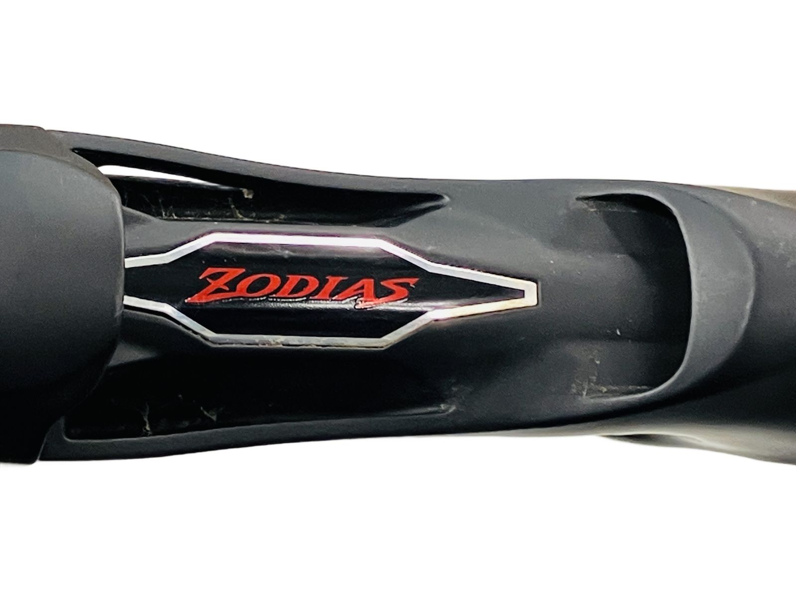 SHIMANO Zodias 1610M ベイトキャスティング バスロッド シマノ